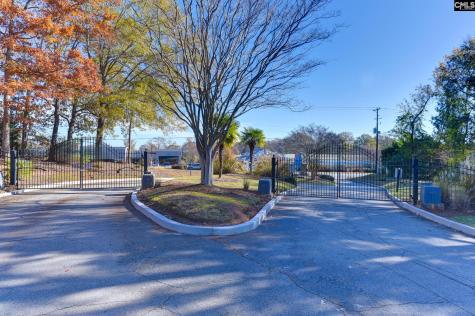 806 Village Lane Columbia SC 29212