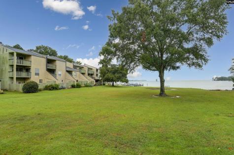 806 Village Lane Columbia SC 29212