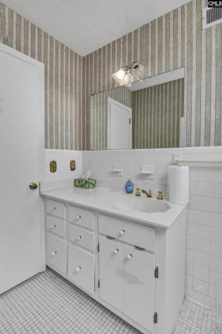 1604 Dalloz Road B Columbia SC 29204