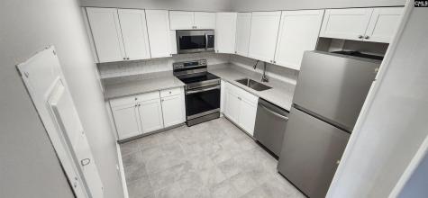 1825 Street Julian Place 10l Columbia SC 29204