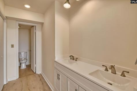 1825 St. Julian 18 E Columbia SC 29204