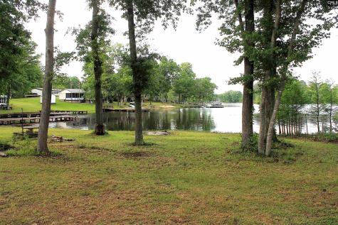 1229 Indian Creek Point Saluda SC 29138