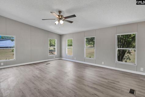 133 House Road Eastover SC 29044