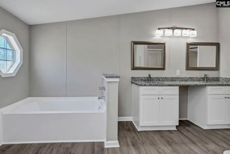 133 House Road Eastover SC 29044
