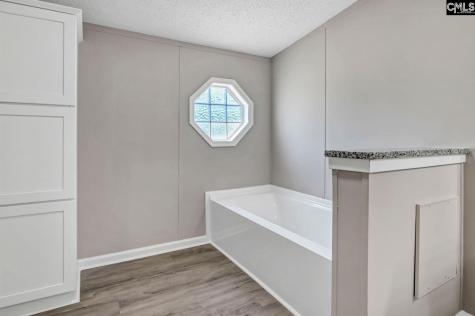 133 House Road Eastover SC 29044
