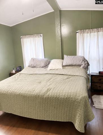 187 Ellexlee Road Santee SC 29142