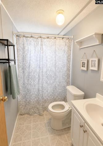 187 Ellexlee Road Santee SC 29142