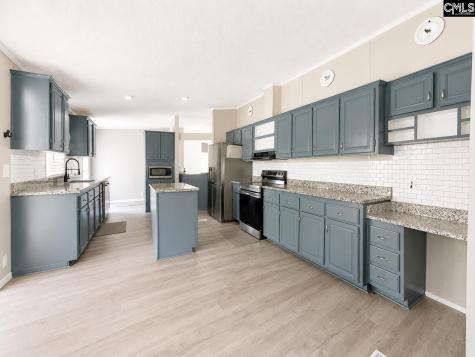 150 Crestwood Arch Lexington SC 29073