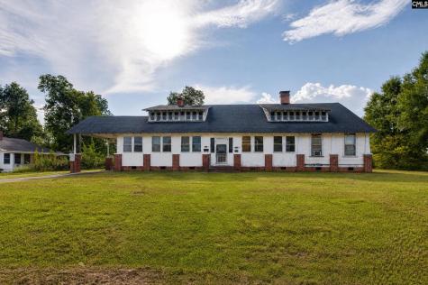 303 N Jennings Street Saluda SC 29138