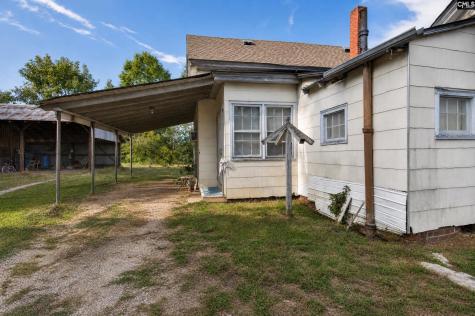 303 N Jennings Street Saluda SC 29138