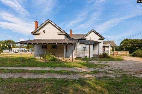 303 N Jennings Street Saluda SC 29138