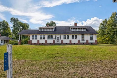 303 N Jennings Street Saluda SC 29138