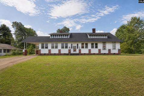 303 N Jennings Street Saluda SC 29138