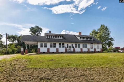 303 N Jennings Street Saluda SC 29138