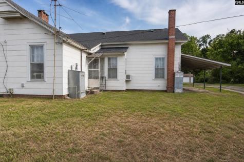 303 N Jennings Street Saluda SC 29138