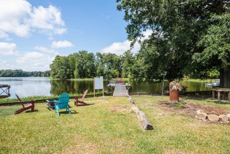1031 Natures Cove Road Saluda SC 29138-7617