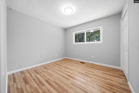 1040 E Sherwood Drive Sumter SC 29153