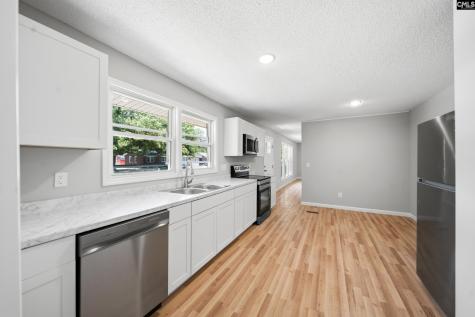 1040 E Sherwood Drive Sumter SC 29153