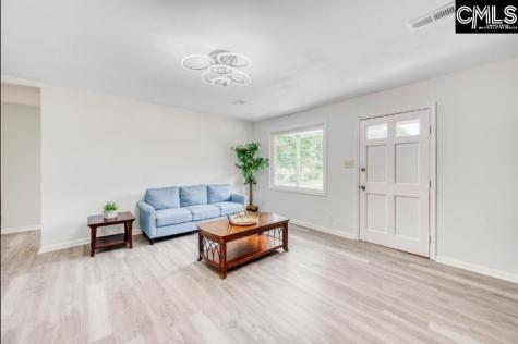 1091 Spring Plains Road Cross SC 29436