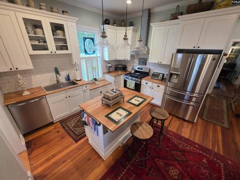 295 W 1st Street Swansea SC 29160
