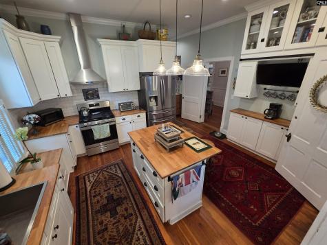 295 W 1st Street Swansea SC 29160