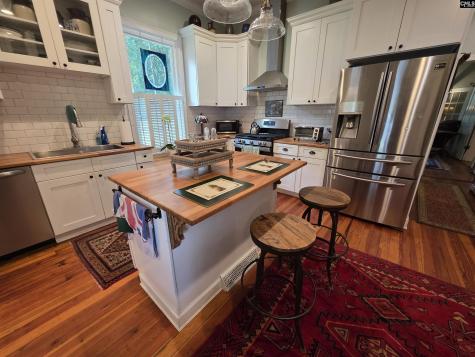 295 W 1st Street Swansea SC 29160