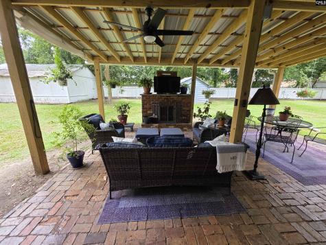 295 W 1st Street Swansea SC 29160