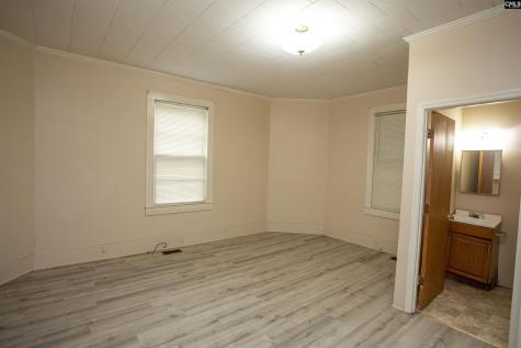 207 N Lee Street Bishopville SC 29010-0000