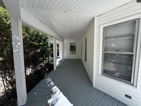 207 N Lee Street Bishopville SC 29010-0000
