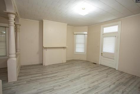 207 N Lee Street Bishopville SC 29010-0000