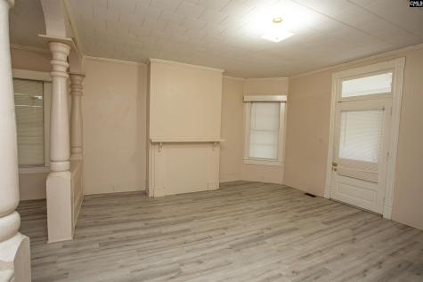 207 N Lee Street Bishopville SC 29010-0000