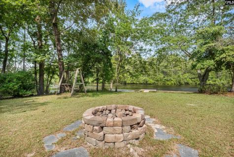 1656 West Drive Cassatt SC 29032