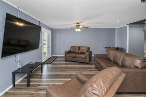 240 Saluda Waters Point Leesville SC 29070