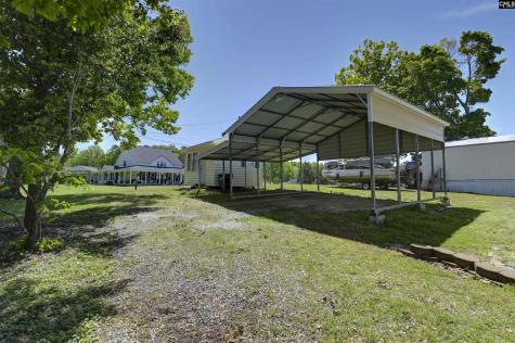 240 Saluda Waters Point Leesville SC 29070