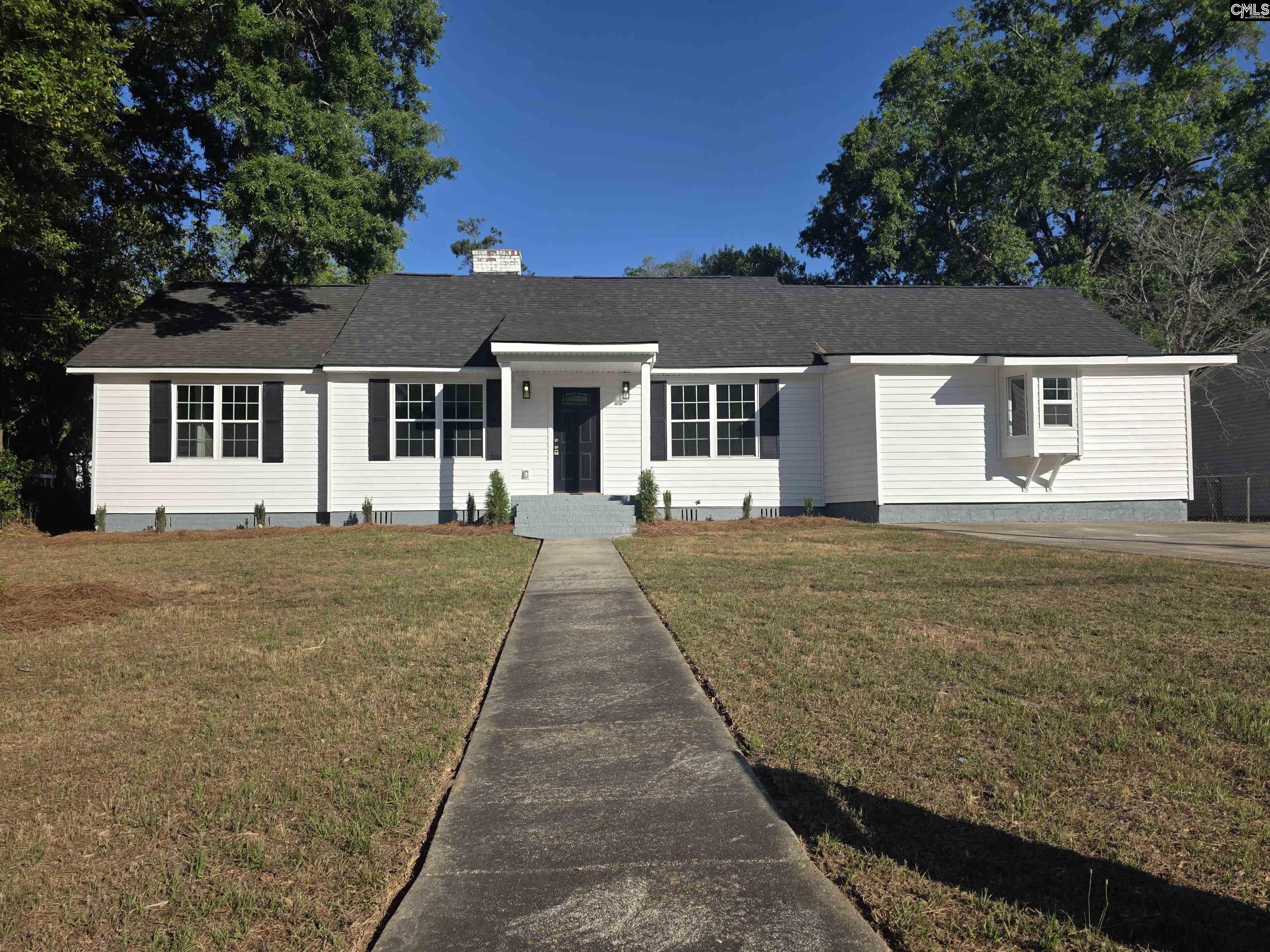 416 Thames Street Manning SC 29102