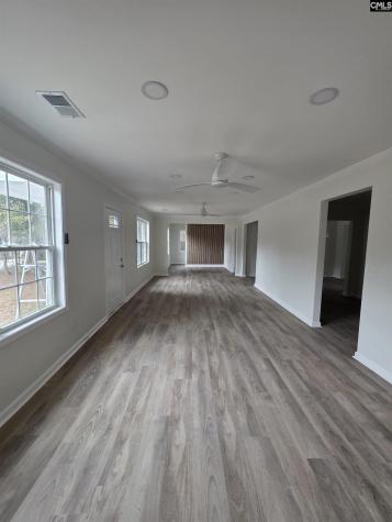 416 Thames Street Manning SC 29102