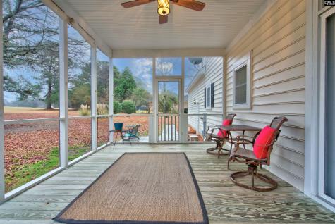 1480 Country Club Circle Manning SC 29102