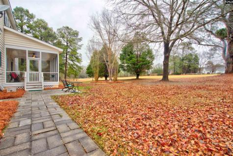 1480 Country Club Circle Manning SC 29102