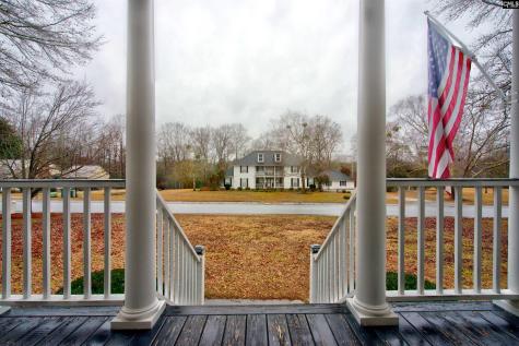1480 Country Club Circle Manning SC 29102