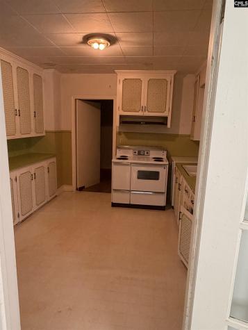 1514 Mower Newberry SC 29108