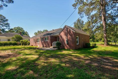 318 W Church Street Bishopville SC 29010