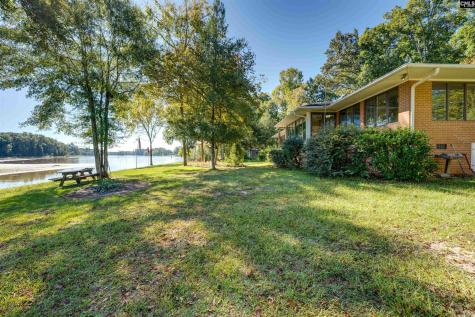 133 Murray Boulevard Saluda SC 29138