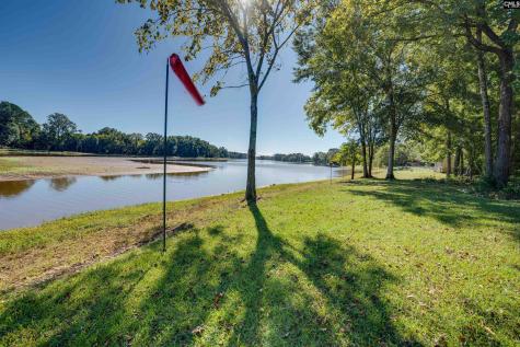 133 Murray Boulevard Saluda SC 29138