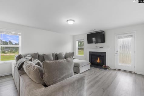 465 Vanburen Court Gaston SC 29053