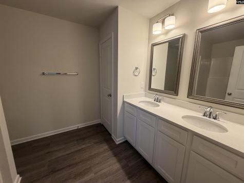 1318 Crosshill Court B Camden SC 29020-0000