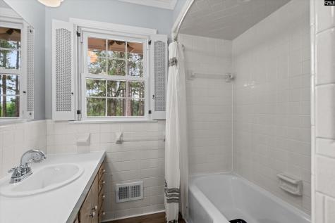 18 Sunturf Circle Columbia SC 29223