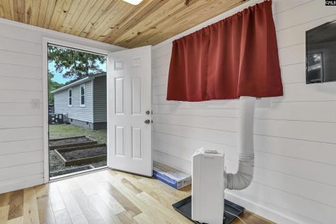 4016 Palmetto Avenue Columbia SC 29203-5756