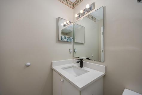16 Glenn Knoll Columbia SC 29229
