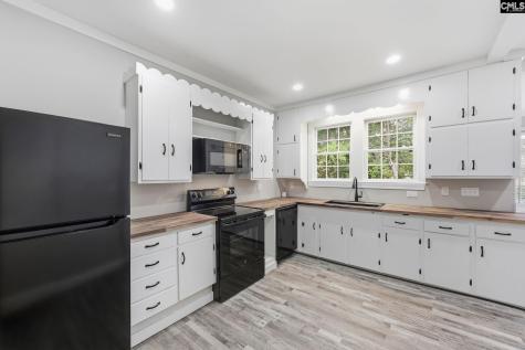 900 Naples Avenue Cayce SC 29033