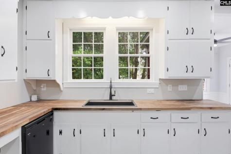 900 Naples Avenue Cayce SC 29033